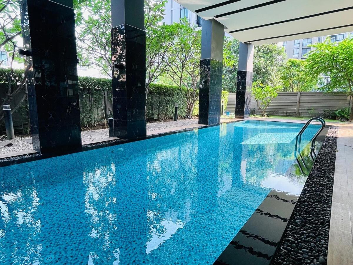 Luxury In The Nimmanheamin Maya *